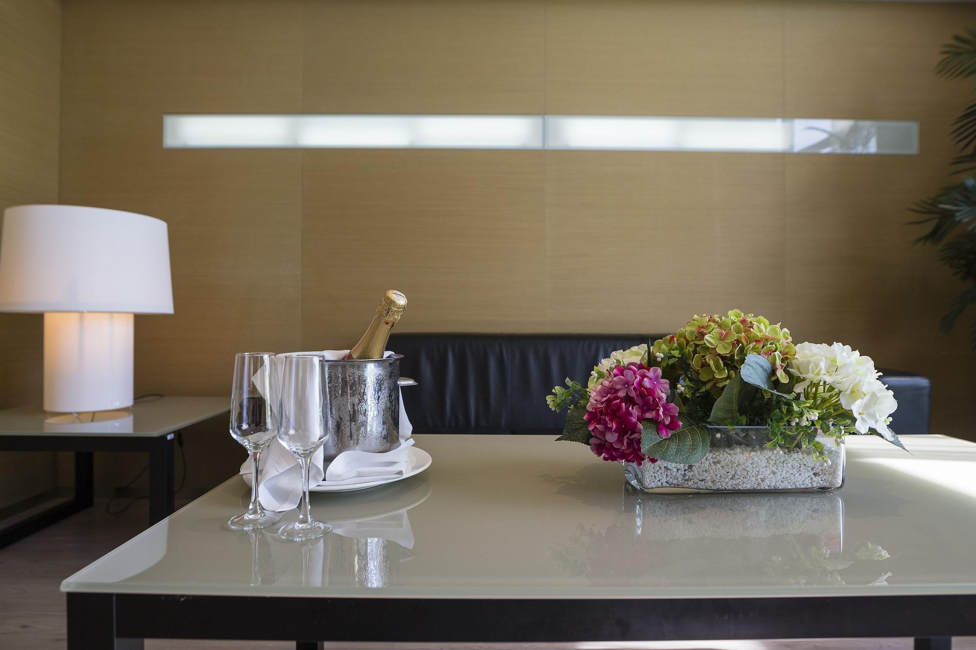 Hotel La (adults Only)